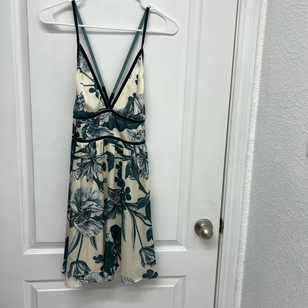 Lulus dress